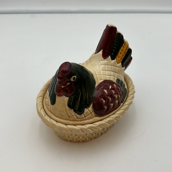 Metlox Poppytrail Rooster Hen On Nest - Picture 14 of 16